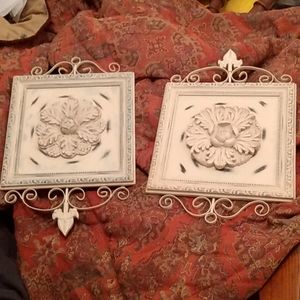 Set wall floral antique decor.Cream w/ blue & 17 1/2 in length 11 1/4 in width